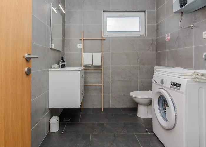 Апартаменты Royal Choice With Pool *