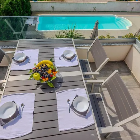 Royal Choice With Pool Daire Zadar
